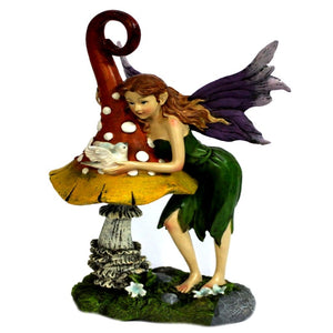 Pixie on Mushroom